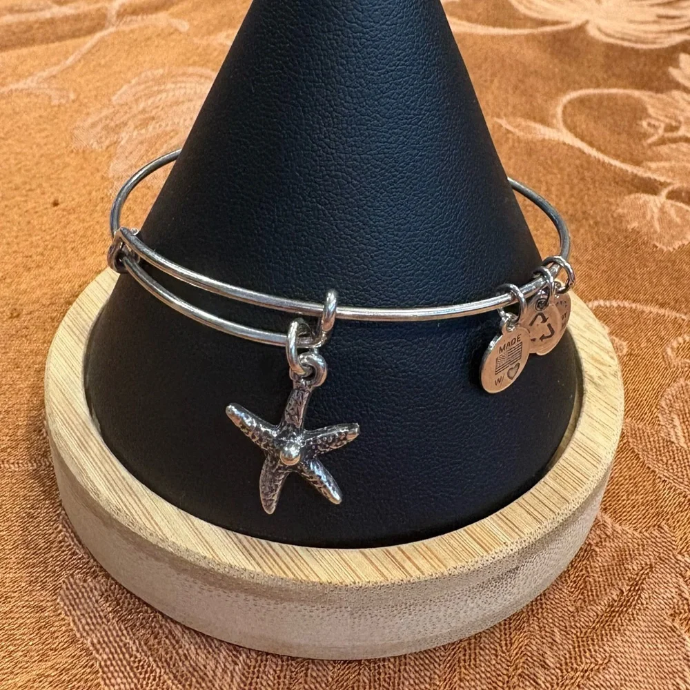 Alex and Ani Starfish Charm Expandable Bracelet